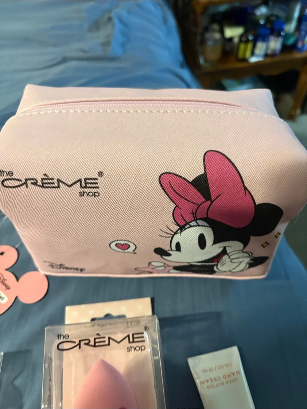Disney Minnie Mouse Pink Cosmetic Bag with Matching Hair and Beauty Accessories